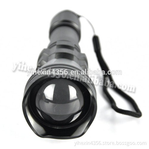 High Quality Zoomable White /Red -Green LED Flashlight For Rifle Hunting